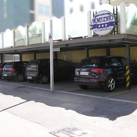 Novecento Suite Hotel Riccione Esterno foto