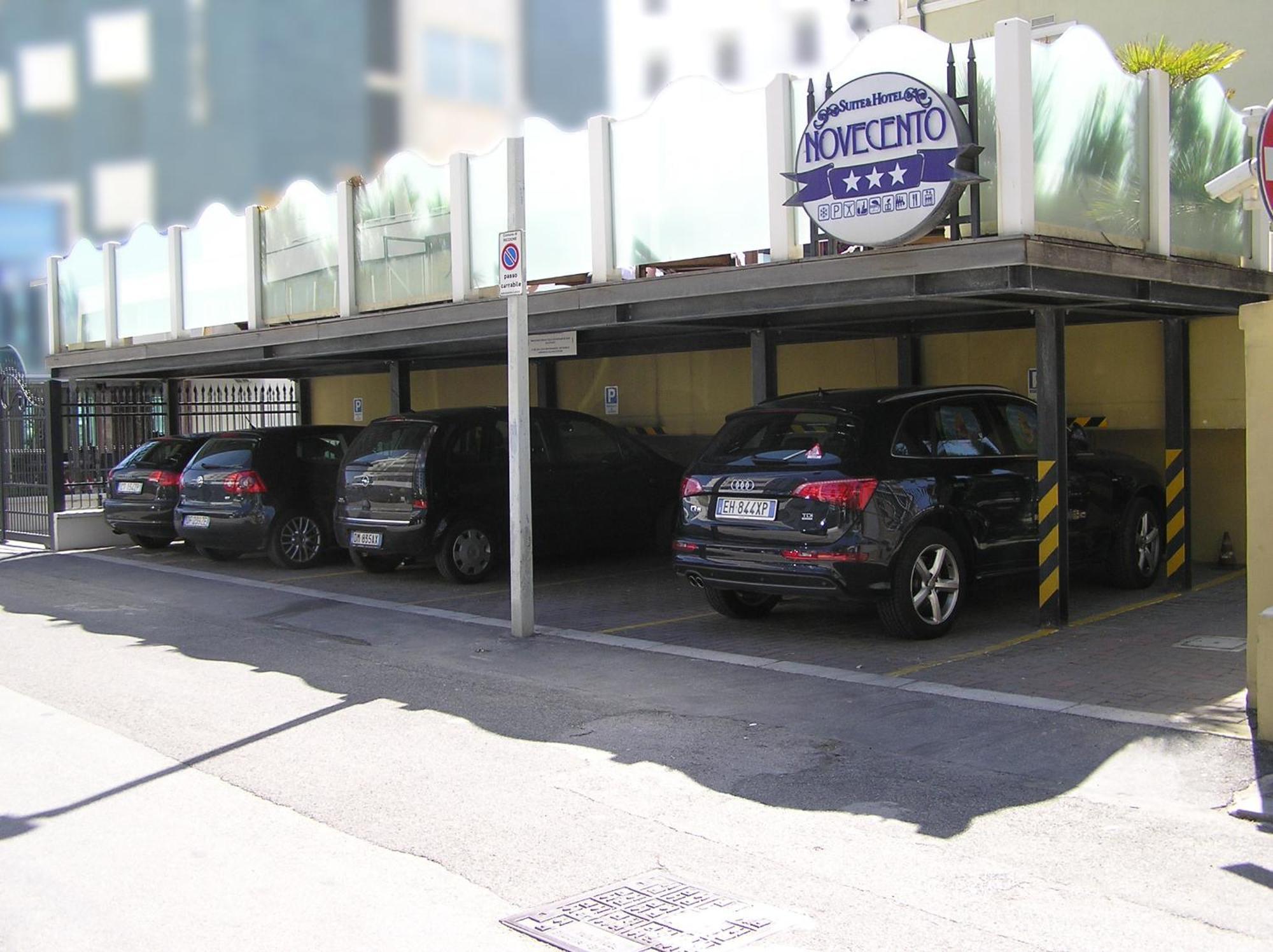 Novecento Suite Hotel Riccione Esterno foto