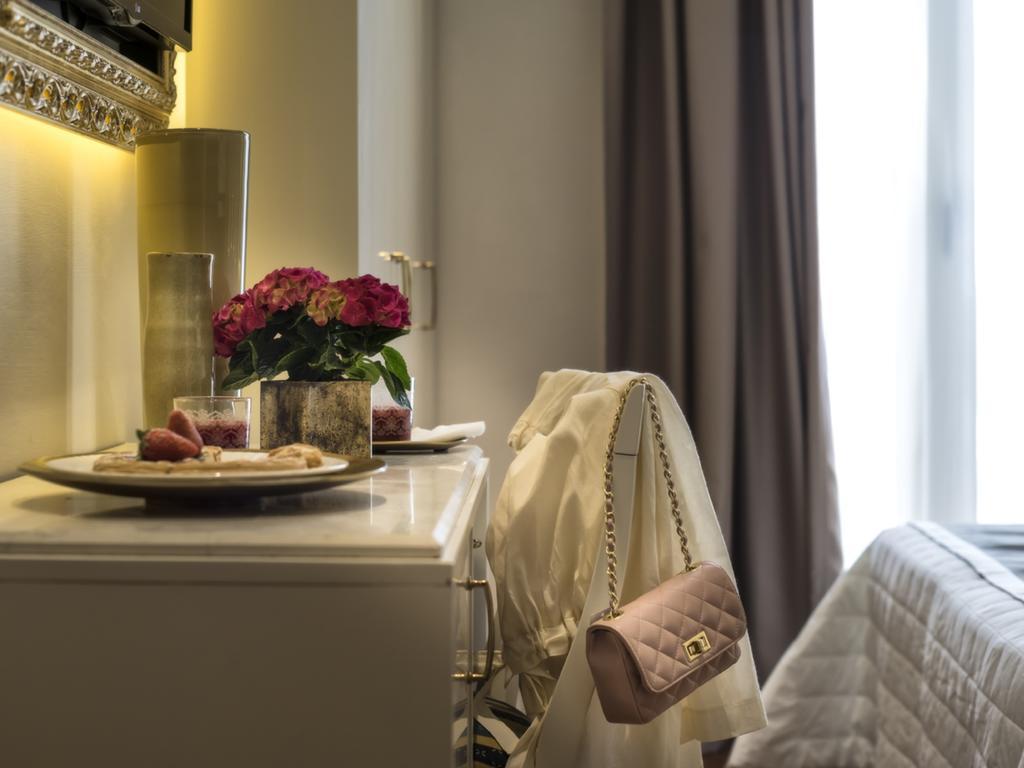 Novecento Suite Hotel Riccione Esterno foto