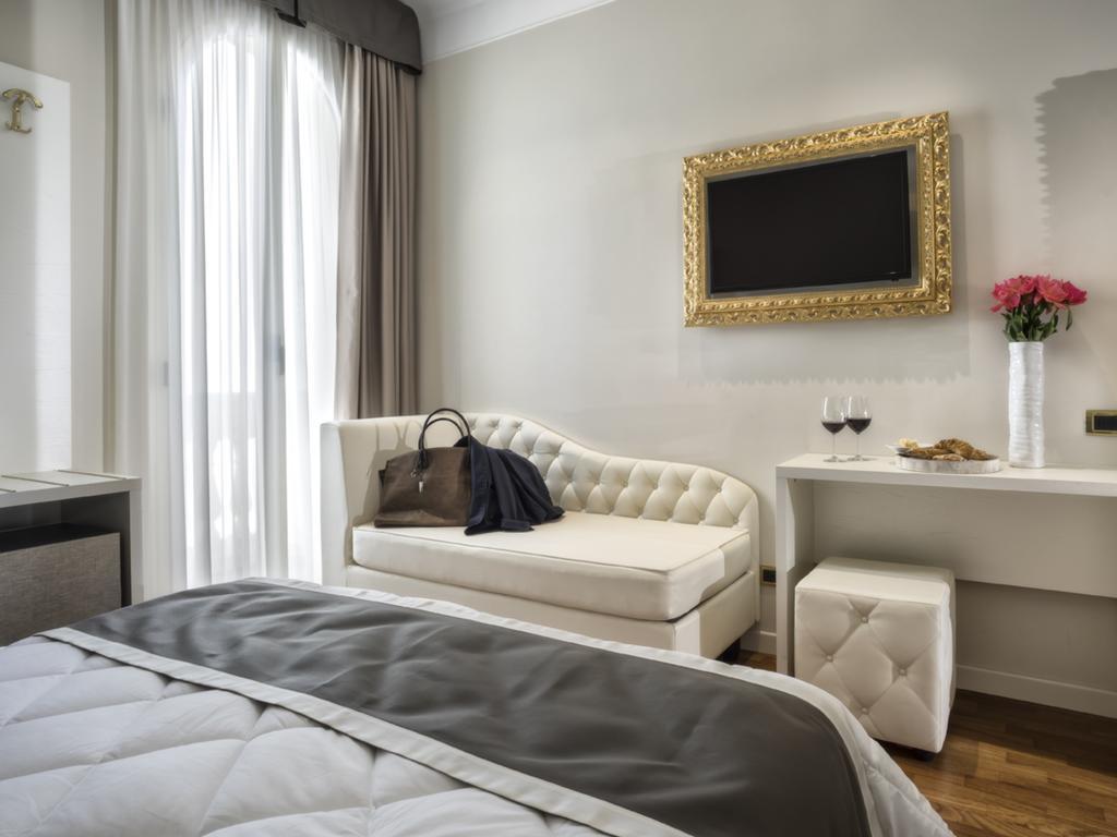 Novecento Suite Hotel Riccione Esterno foto