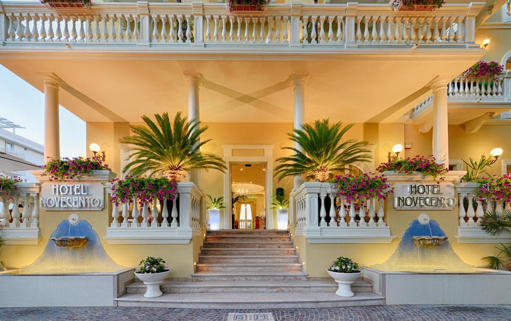 Novecento Suite Hotel Riccione Esterno foto
